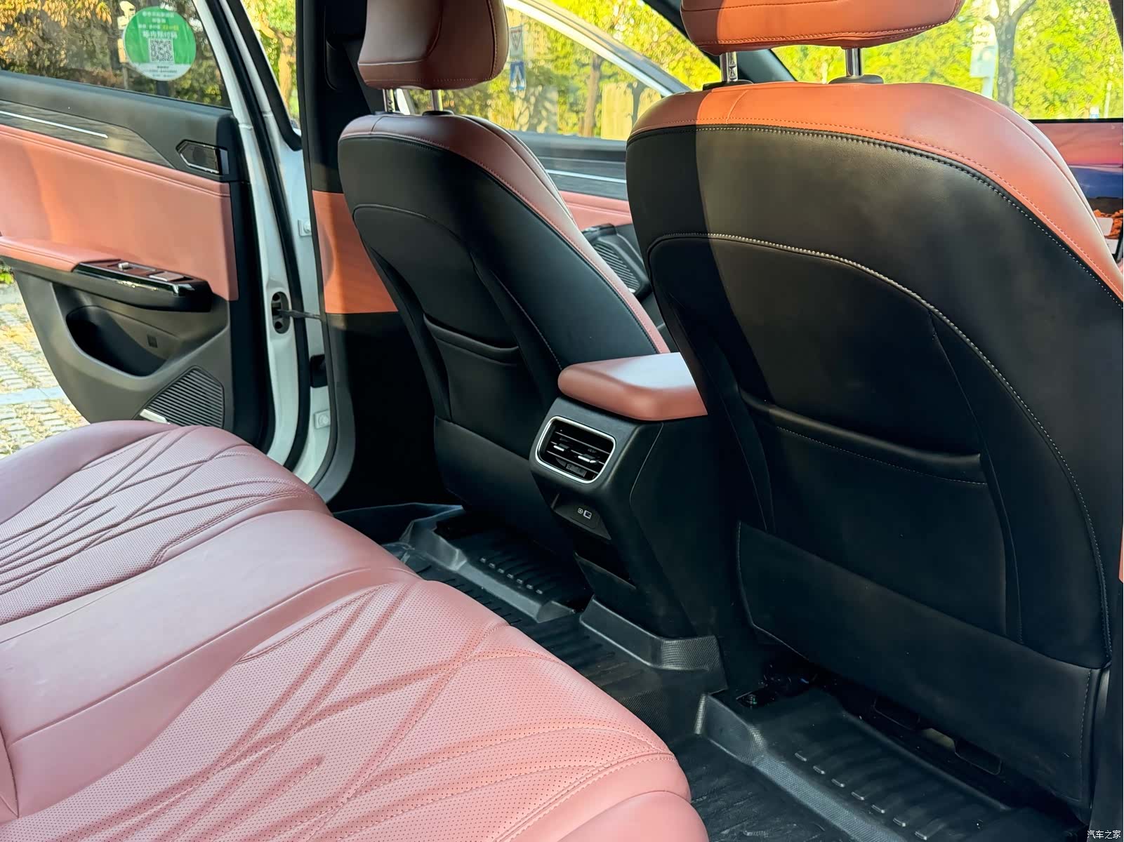 Geely Galaxy L6, 2025 10