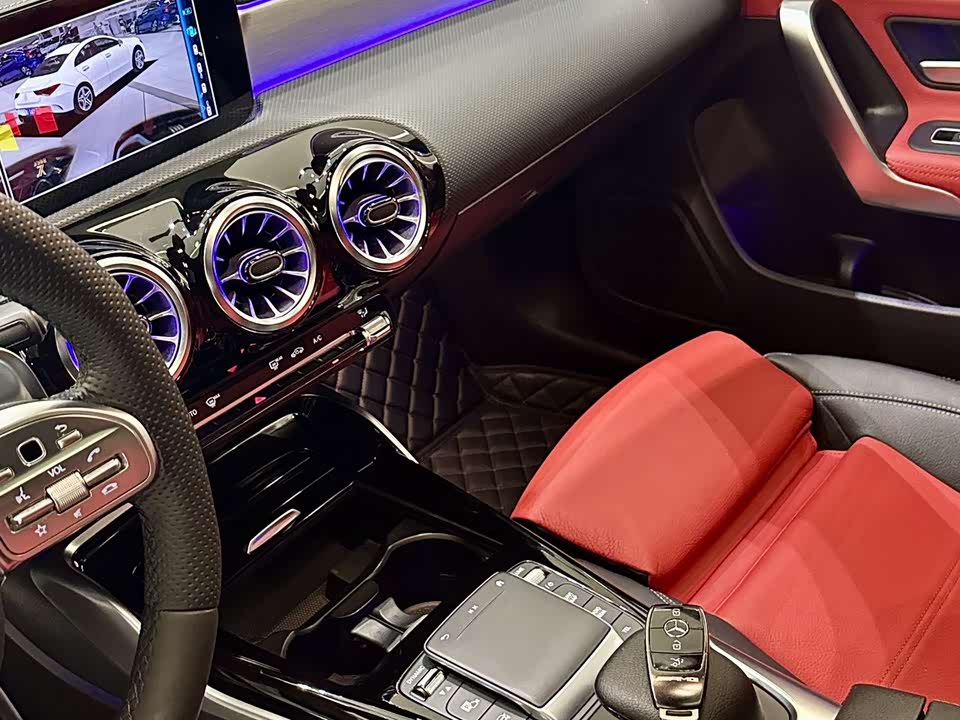 Mercedes-Benz CLA AMG