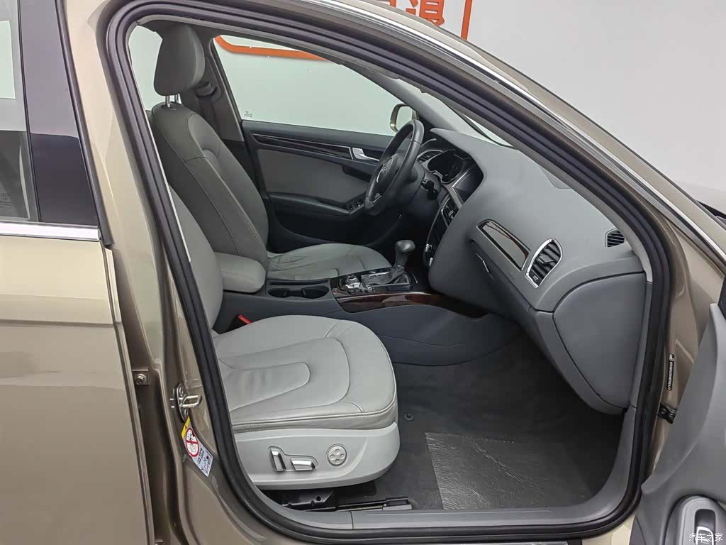 Audi A4L, 2013 23