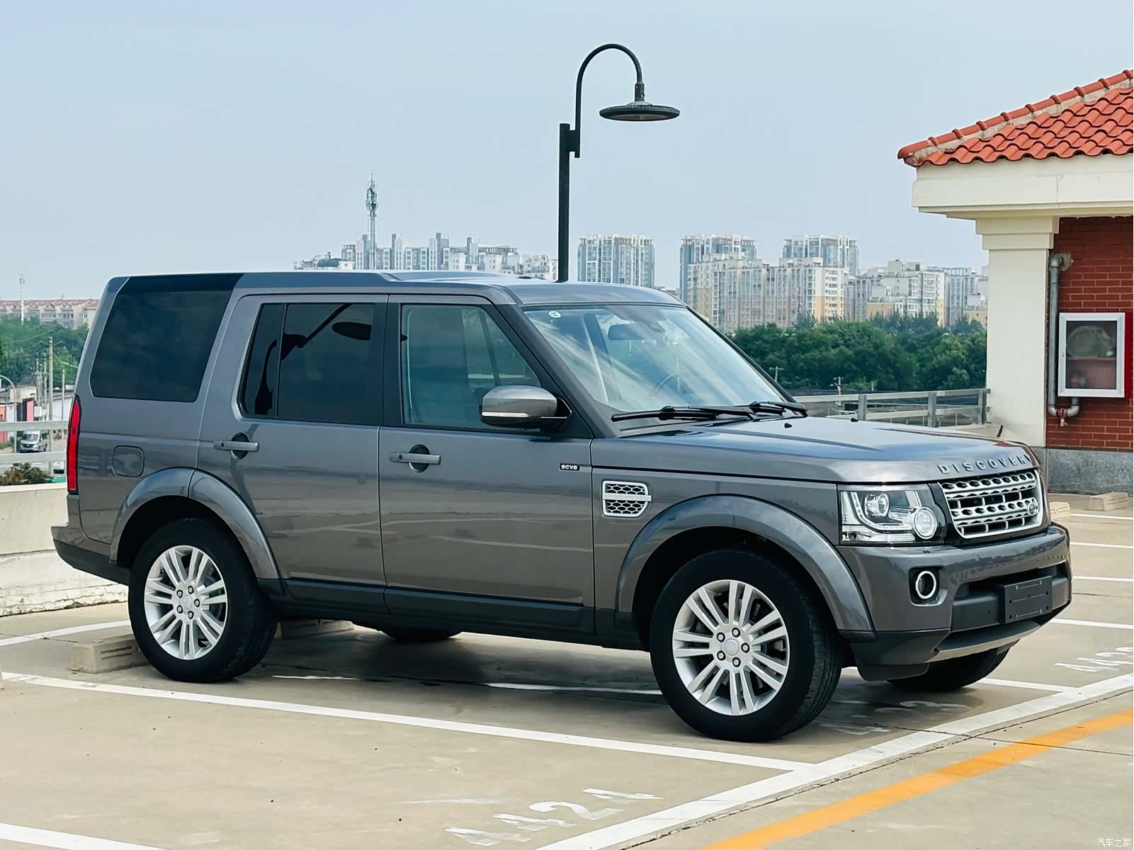 Land Rover Discovery, 2016 3