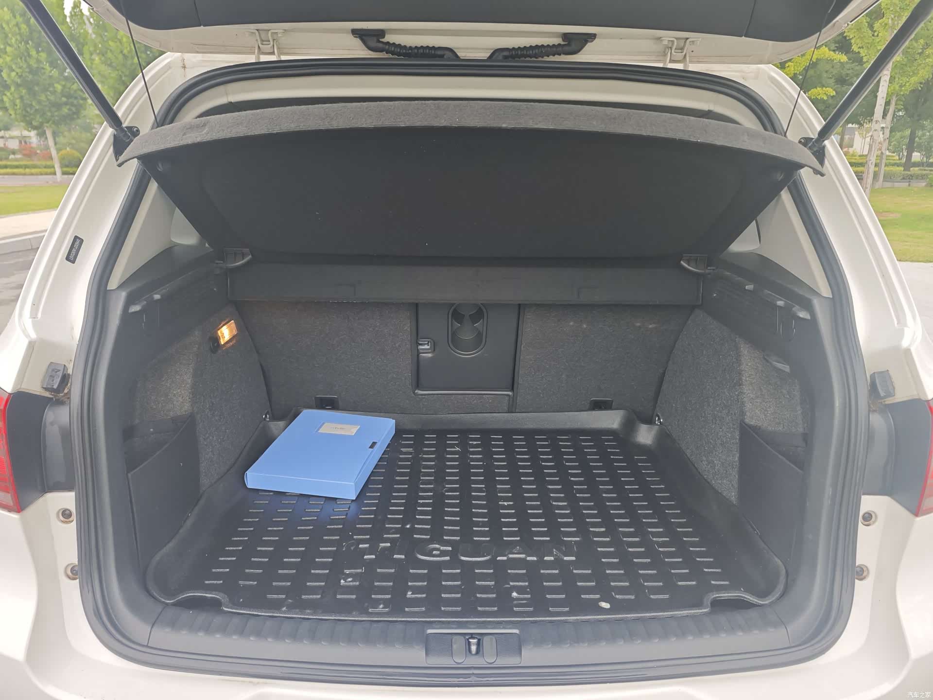 Volkswagen Tiguan, 2019 17