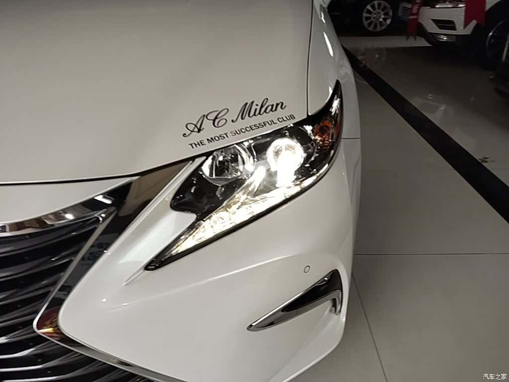 Lexus ES, 2017 24