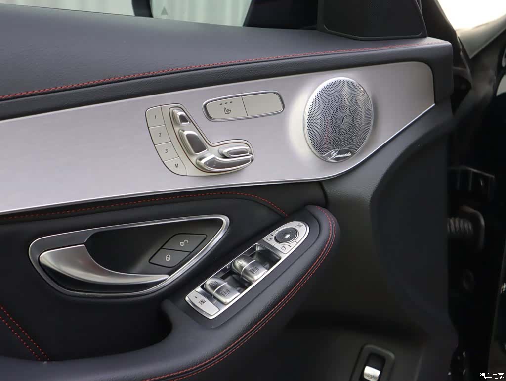Mercedes-Benz C-Class, 2019 6