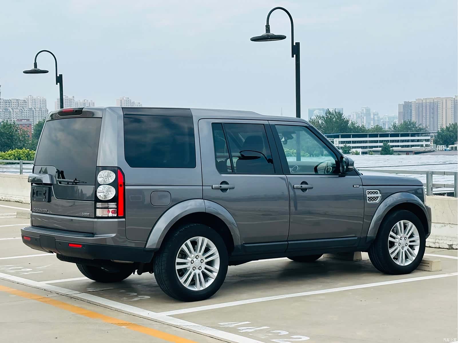 Land Rover Discovery, 2016 4