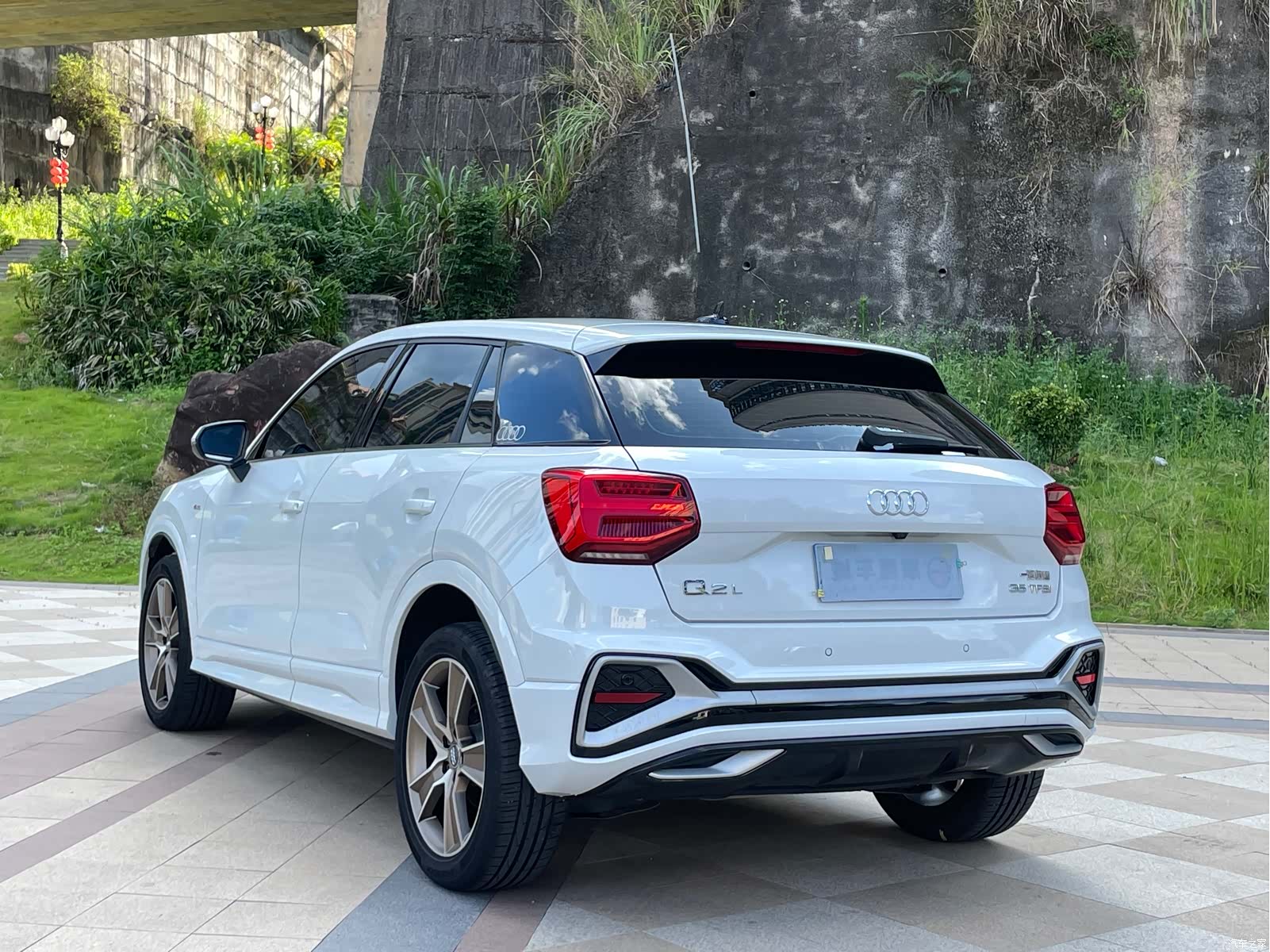 Audi Q2L, 2022 8