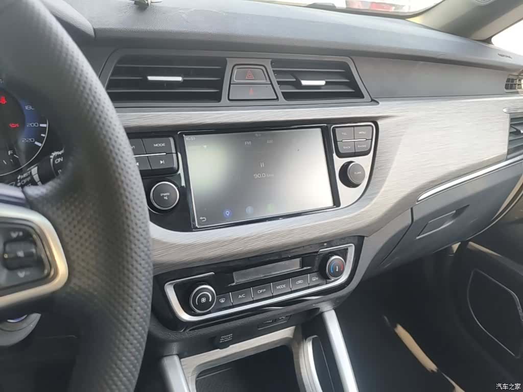 Geely X3, 2019 13
