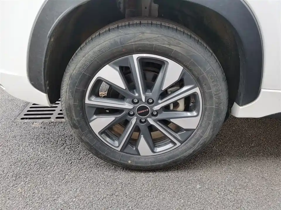 Exeed Chasing the wind