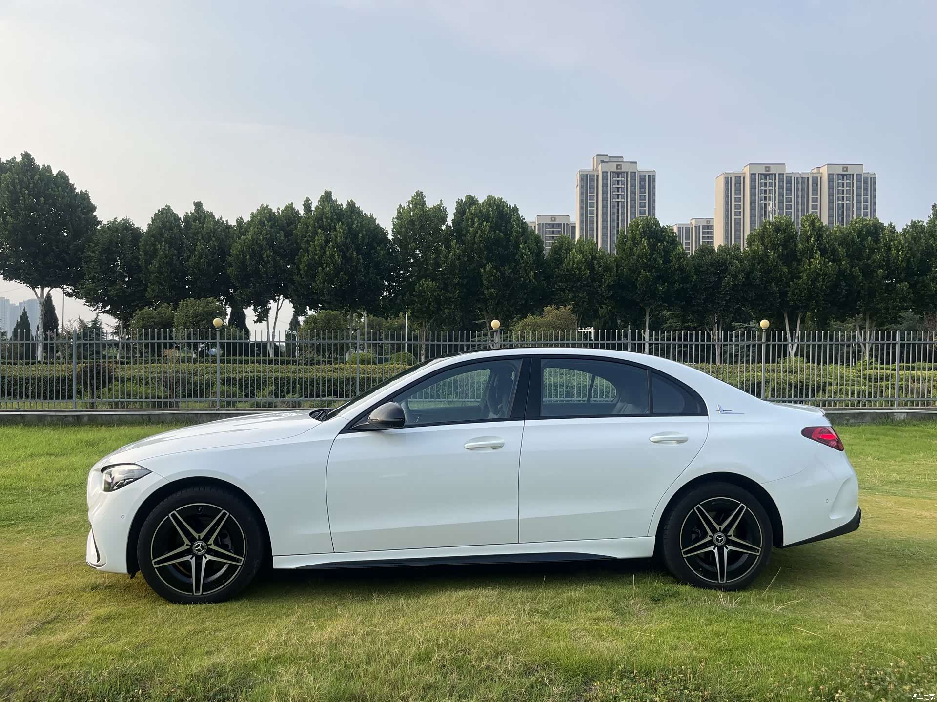 Mercedes-Benz C-Class, 2024 все фото