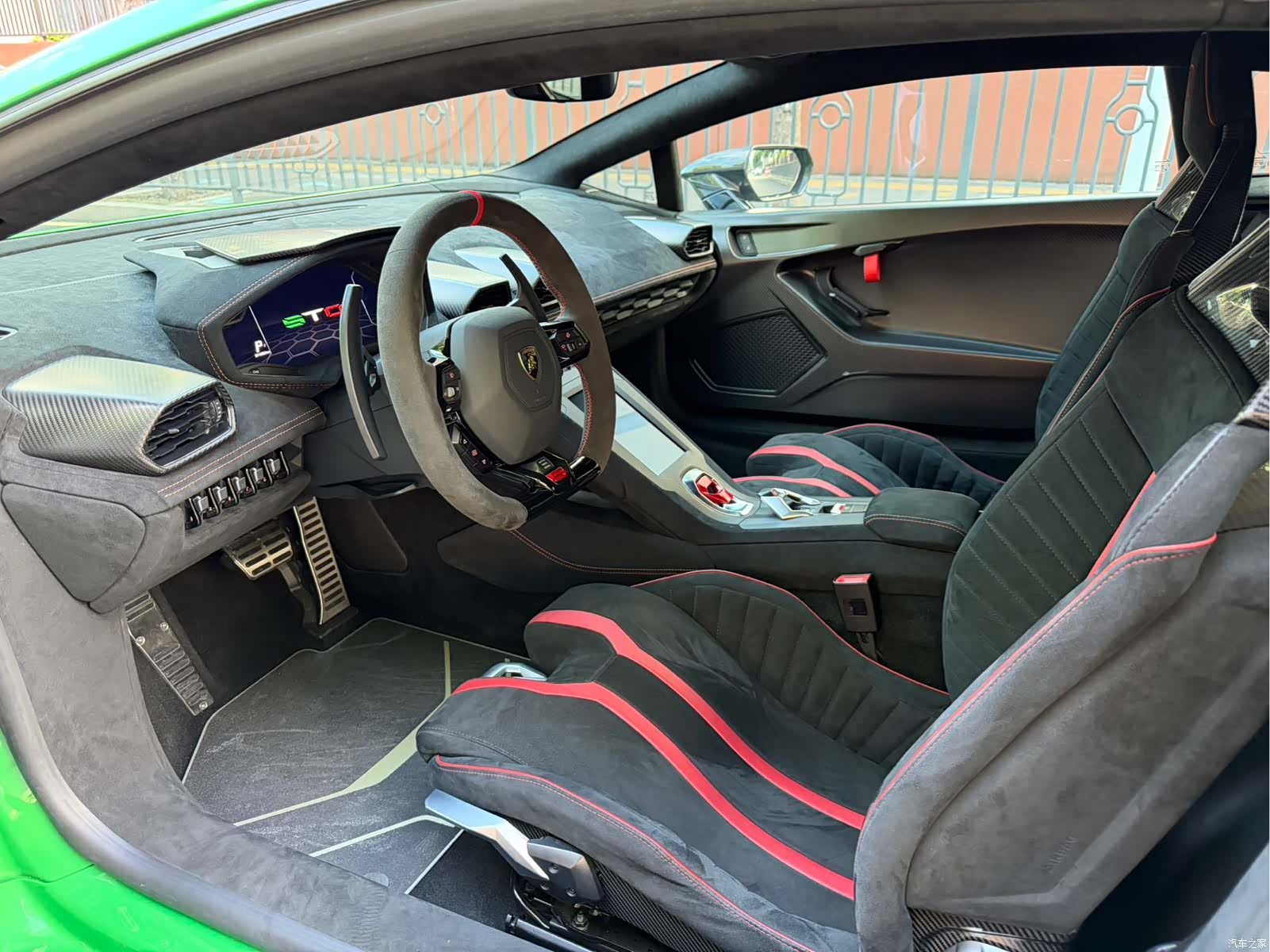 Lamborghini Huracán, 2022 4