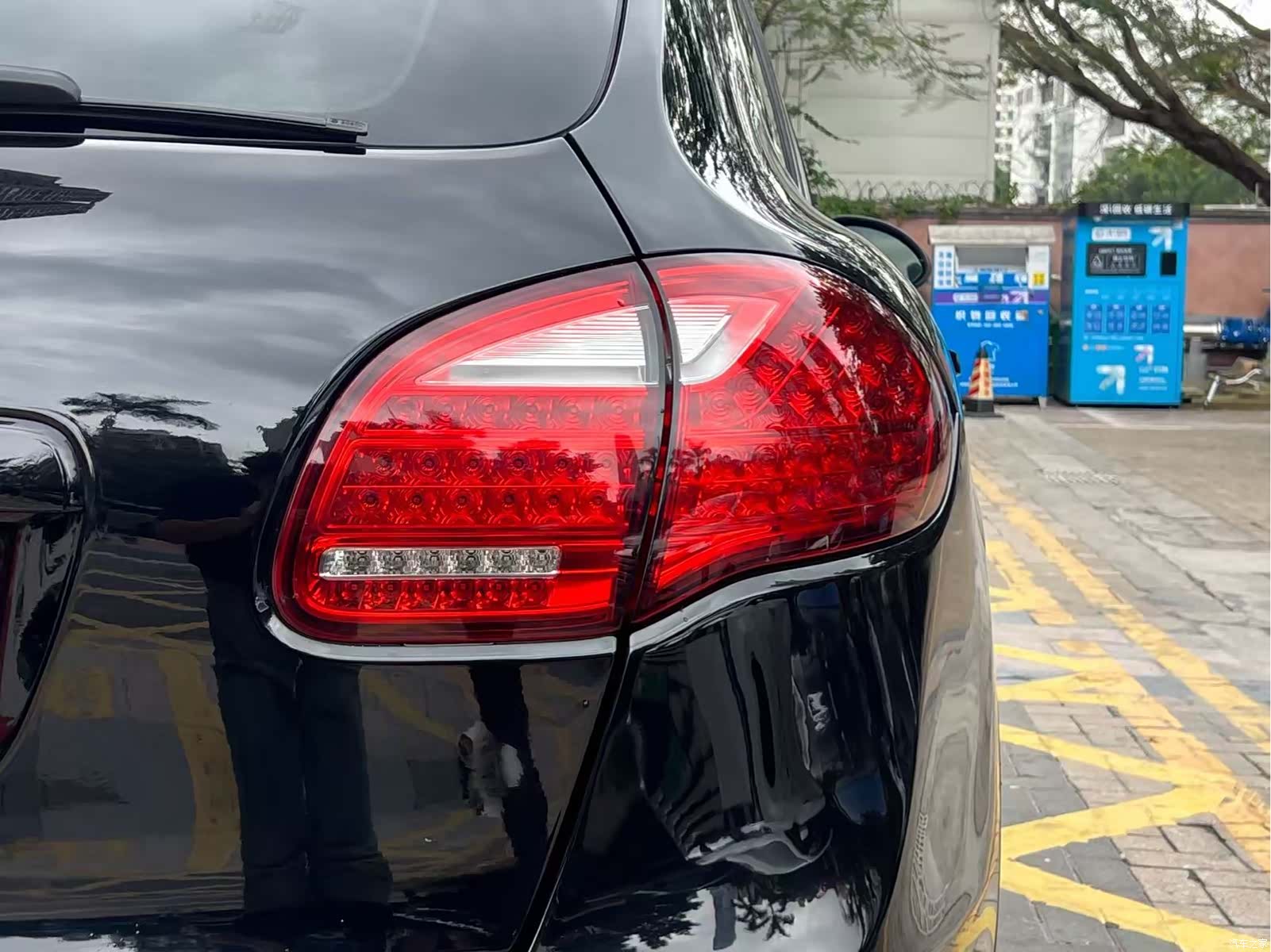 Porsche Cayenne, 2011 26