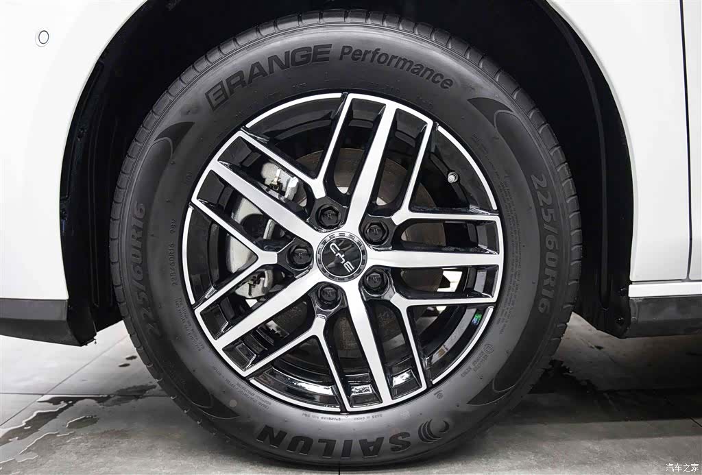 BYD Seal, 2025 12