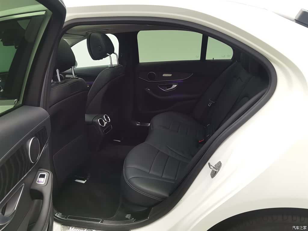 Mercedes-Benz C-Class, 2018 15