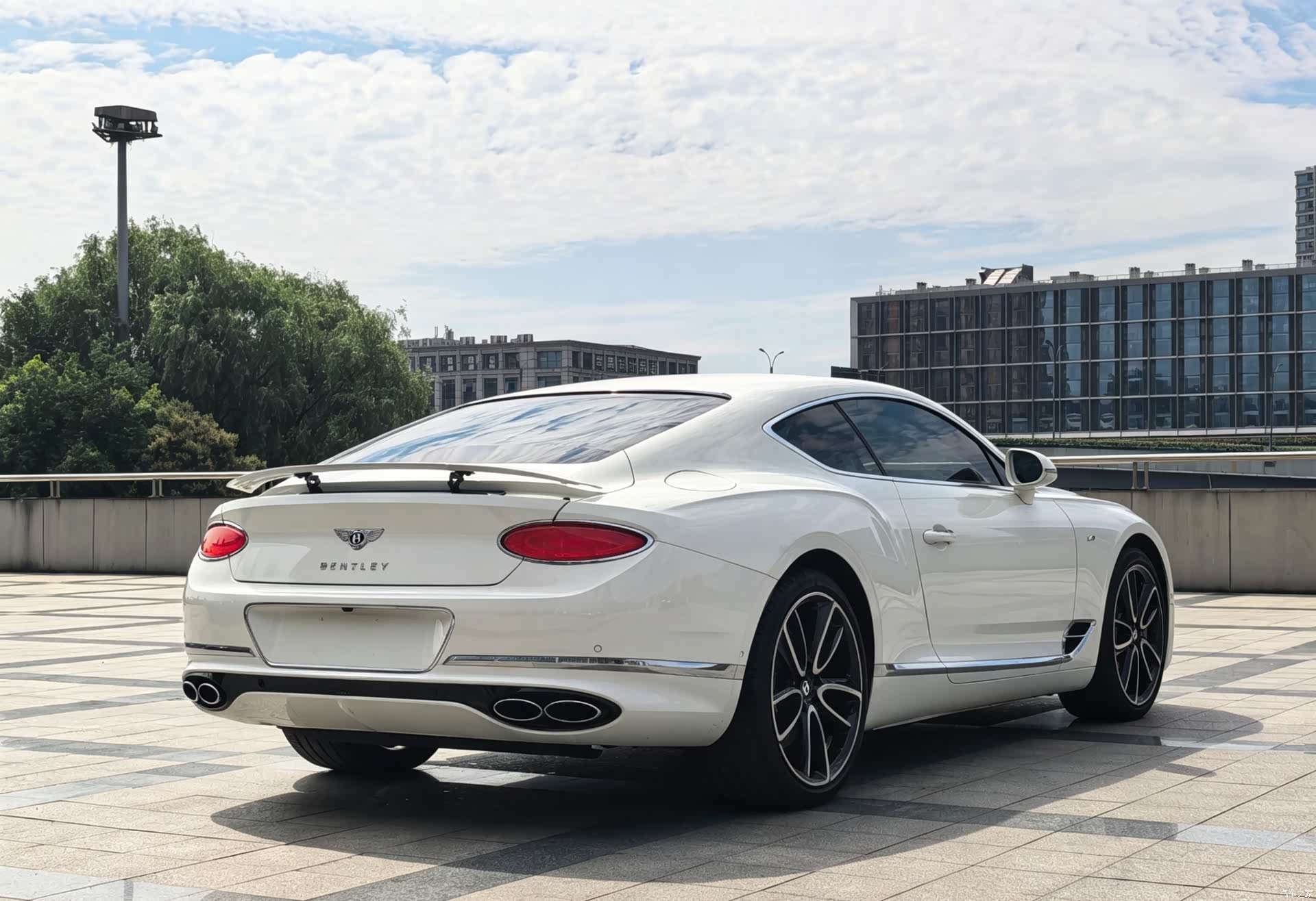 Bentley Continental GT, 2021 6