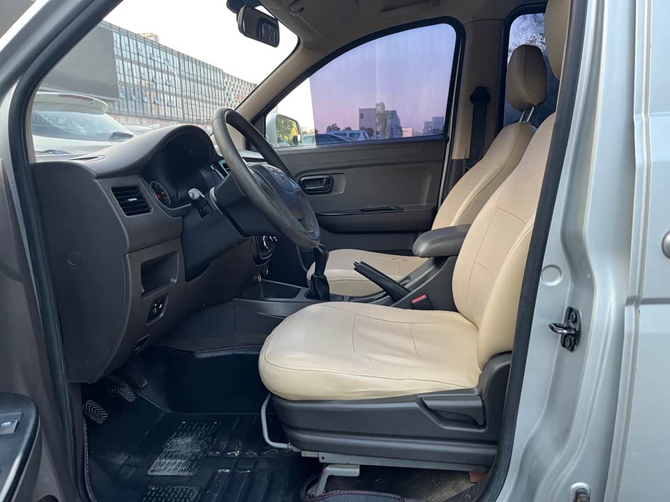 Wuling Wuling Rongguang V