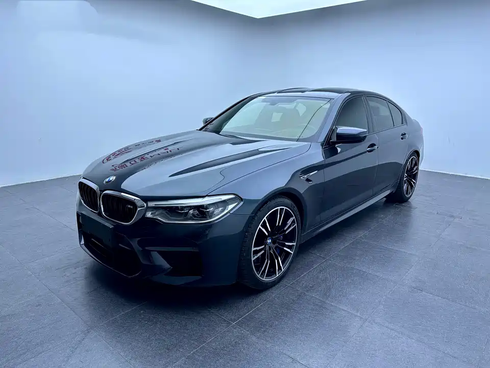 BMW M5