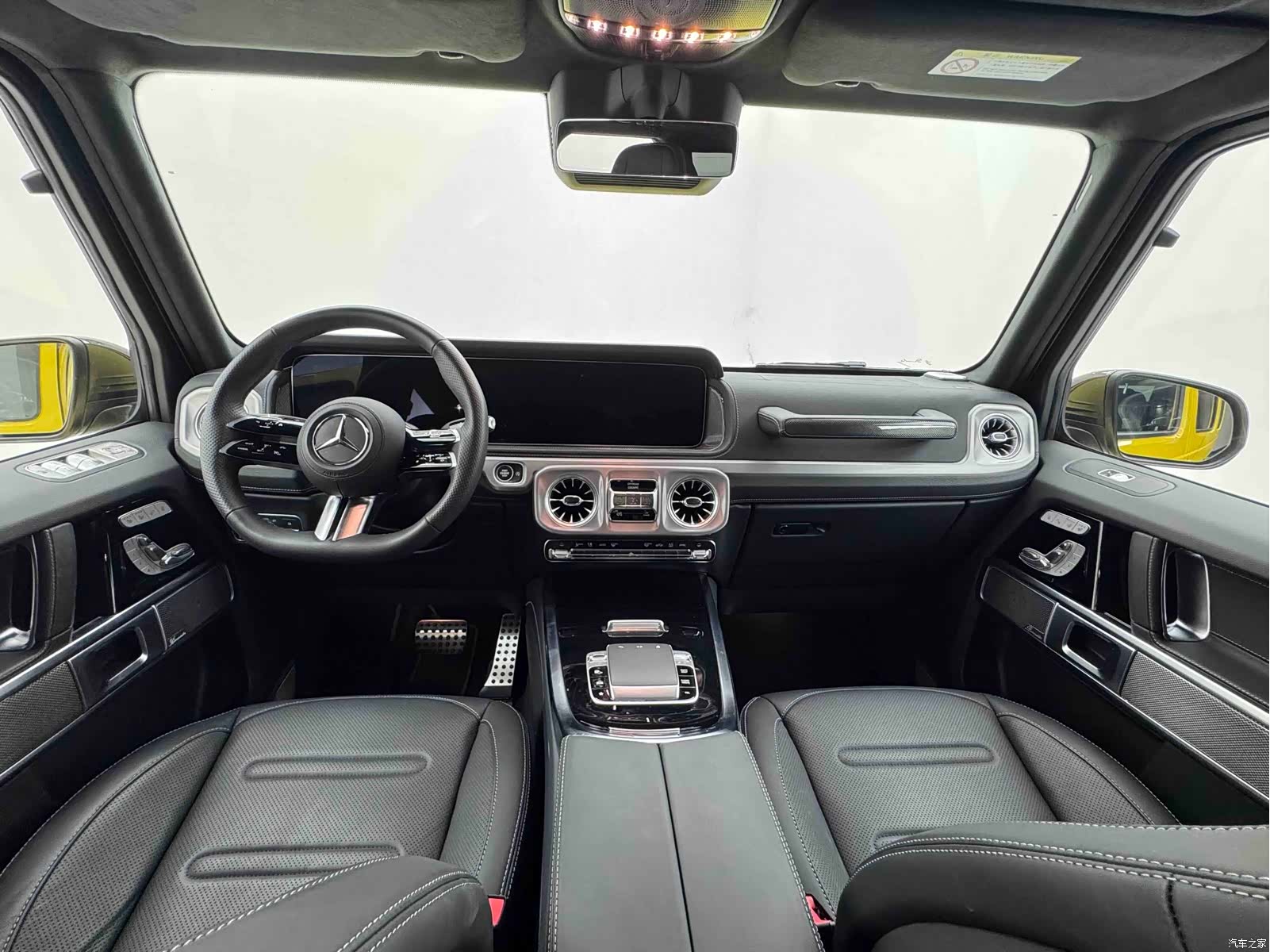 Mercedes-Benz G-Class, 2026 22