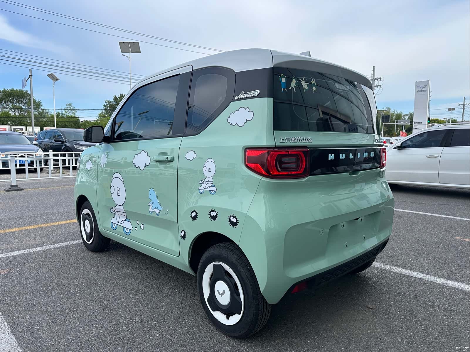 Wuling MINIEV, 2021 все фото