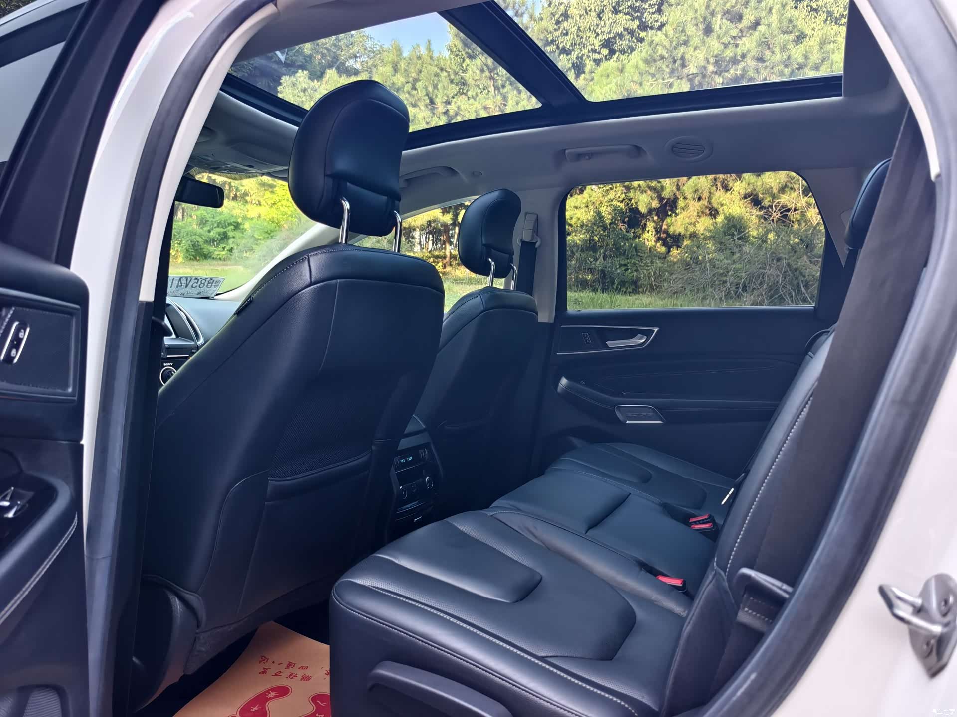 Ford Edge, 2015 16