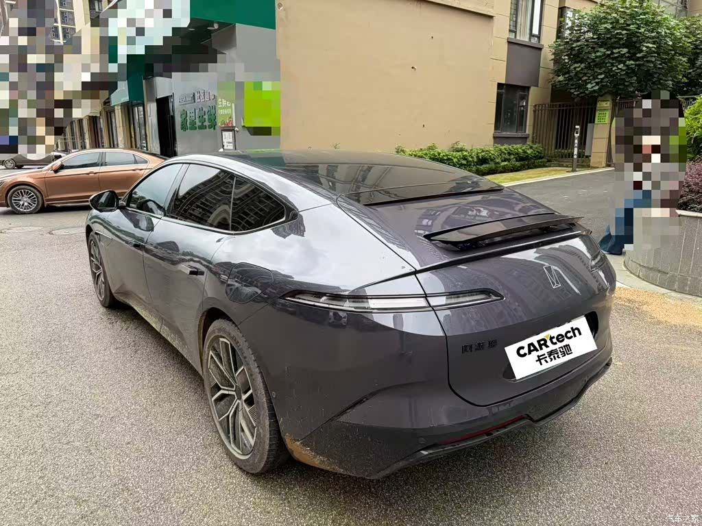 Avatr 12, 2024 4