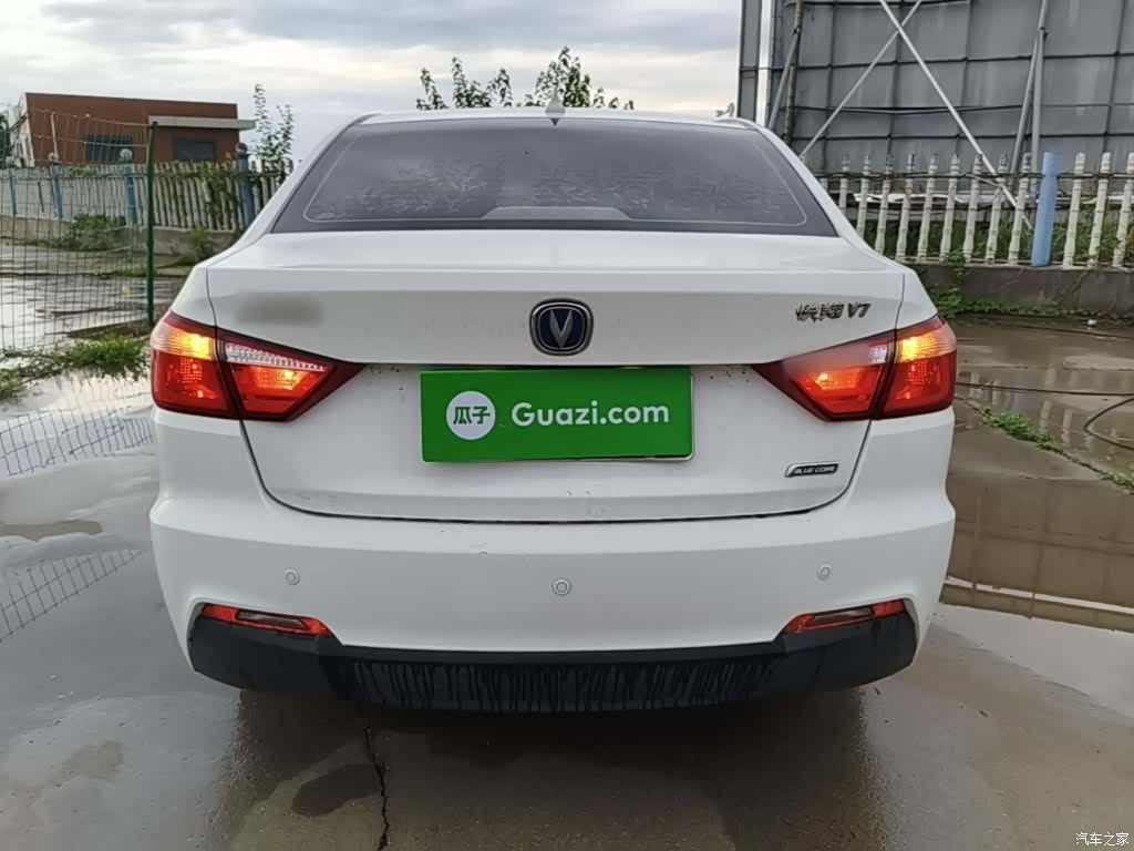 Changan V7, 2015 6