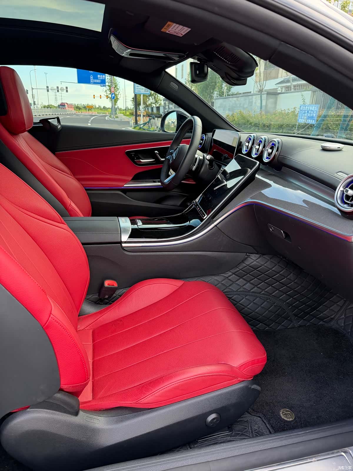 Mercedes-Benz CLE, 2025 14