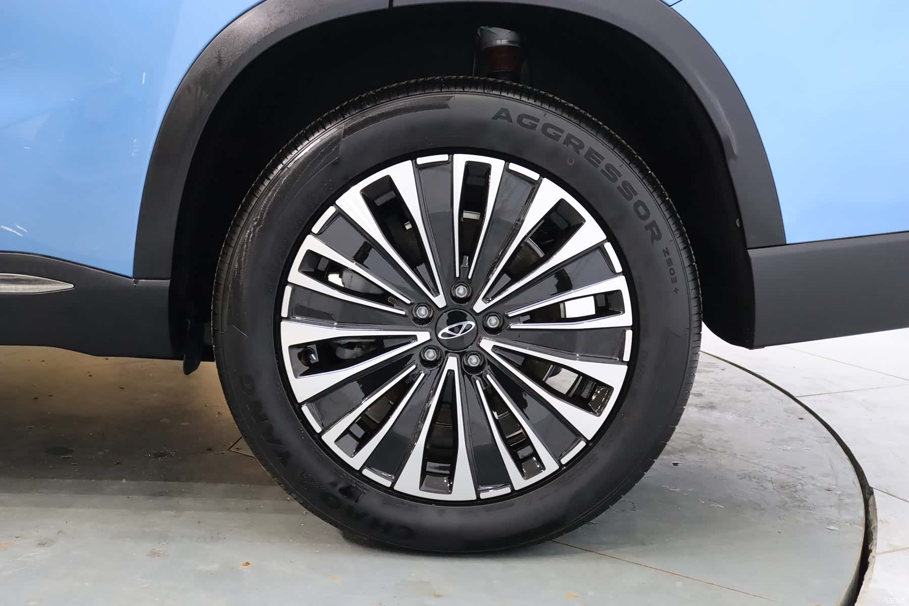 Chery Tiggo 8 Plus, 2025 11