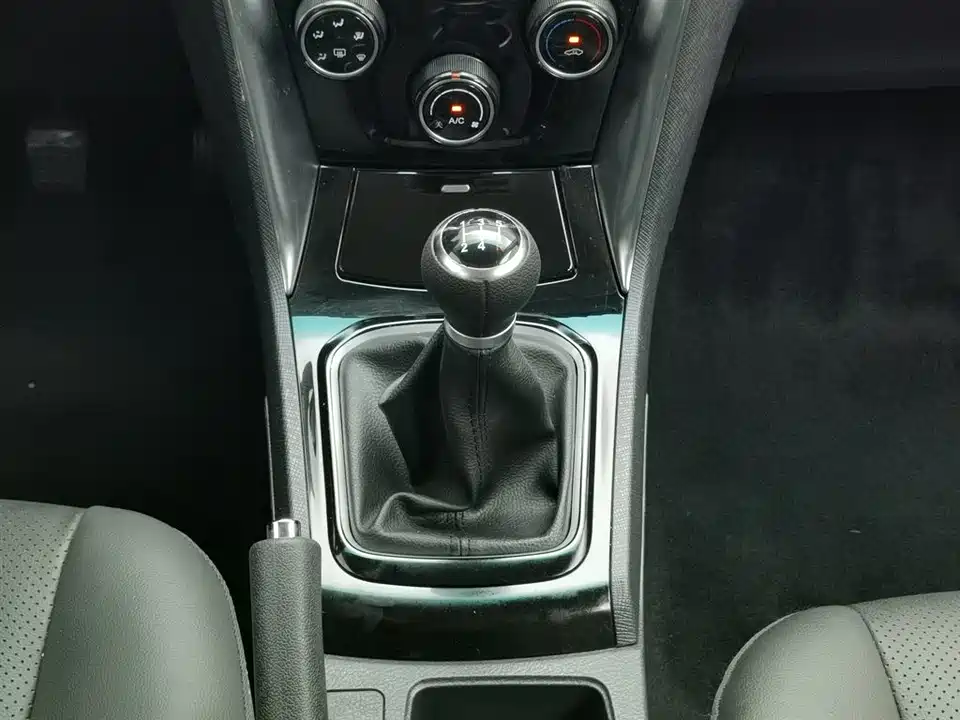 BYD F3