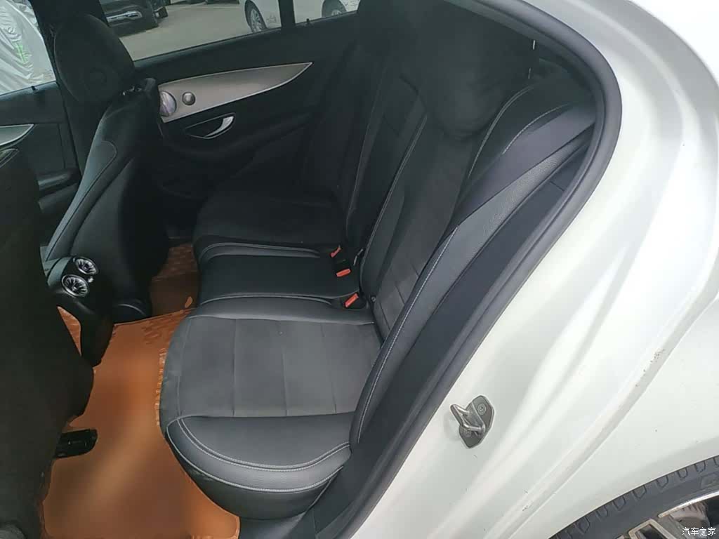 Mercedes-Benz E-Class, 2017 17