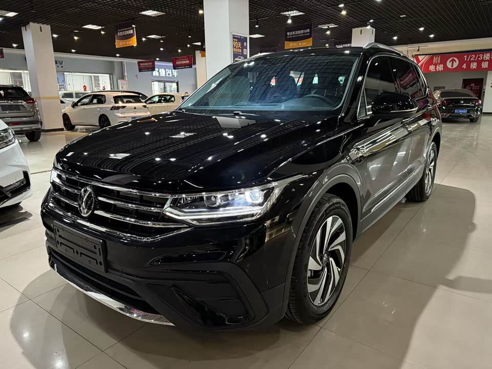 Volkswagen Tiguan L