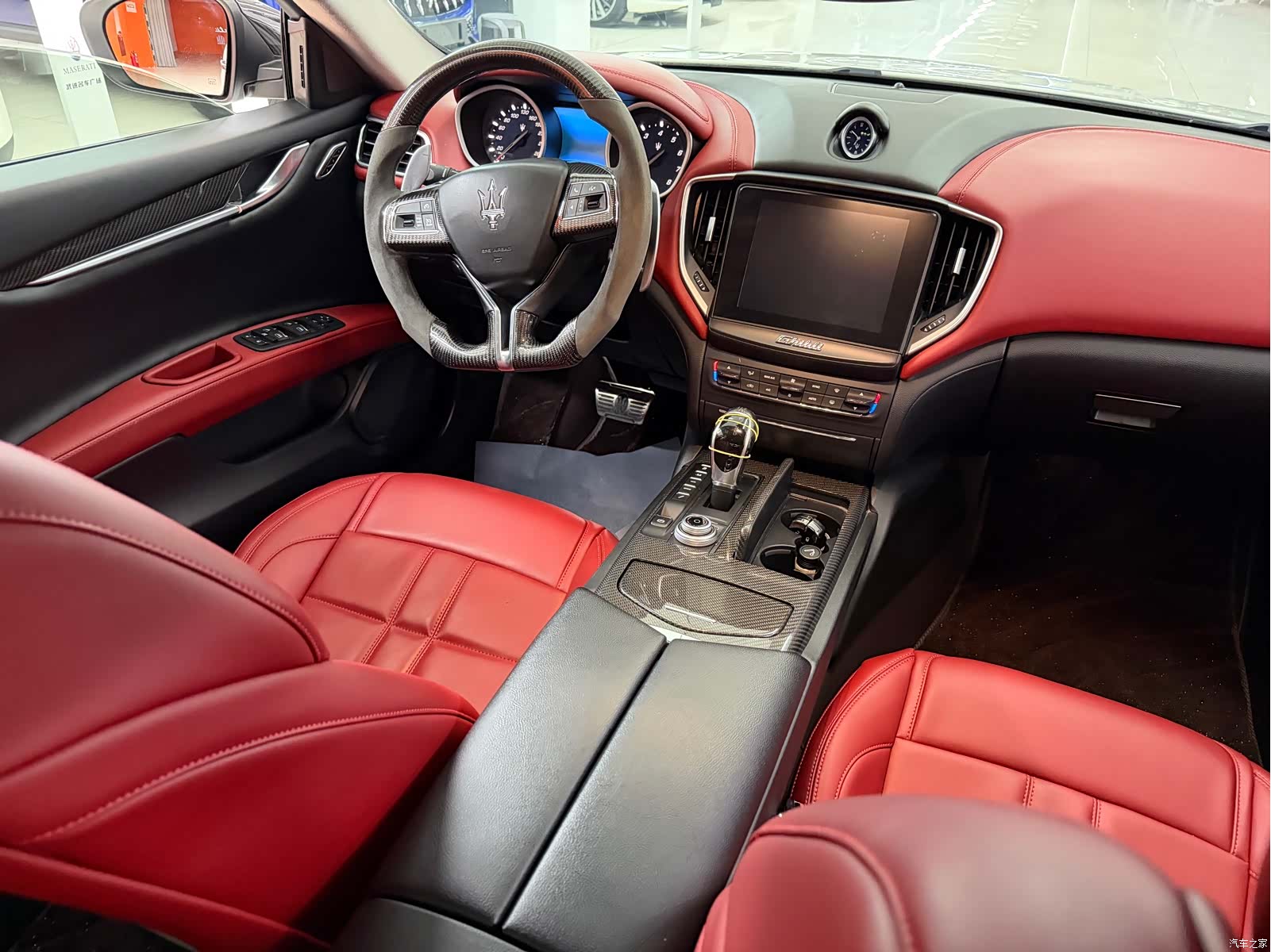 Maserati Ghibli, 2019 7