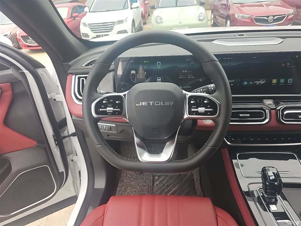 Jetour X70, 2025 11