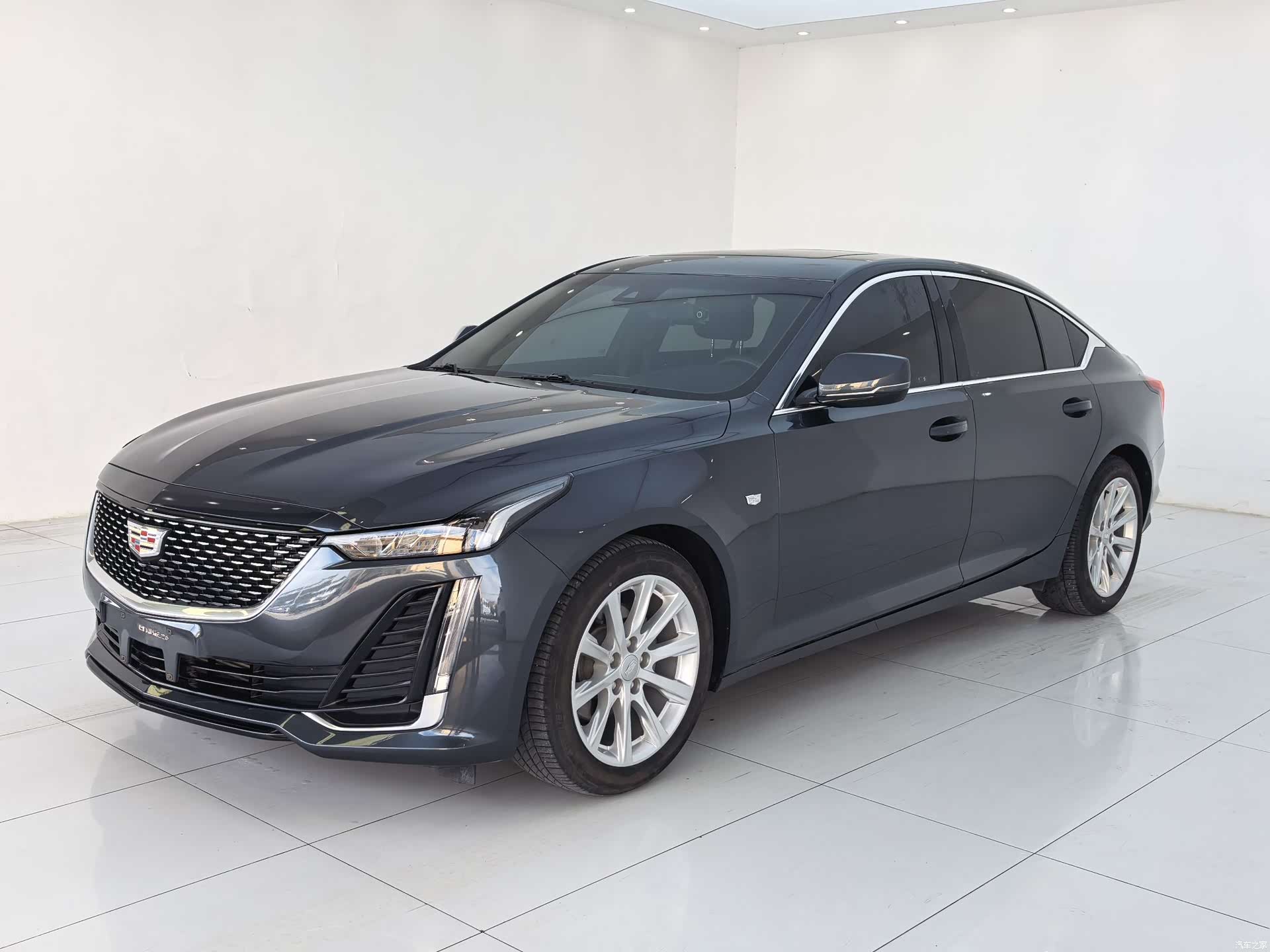 Cadillac CT5, 2022 1