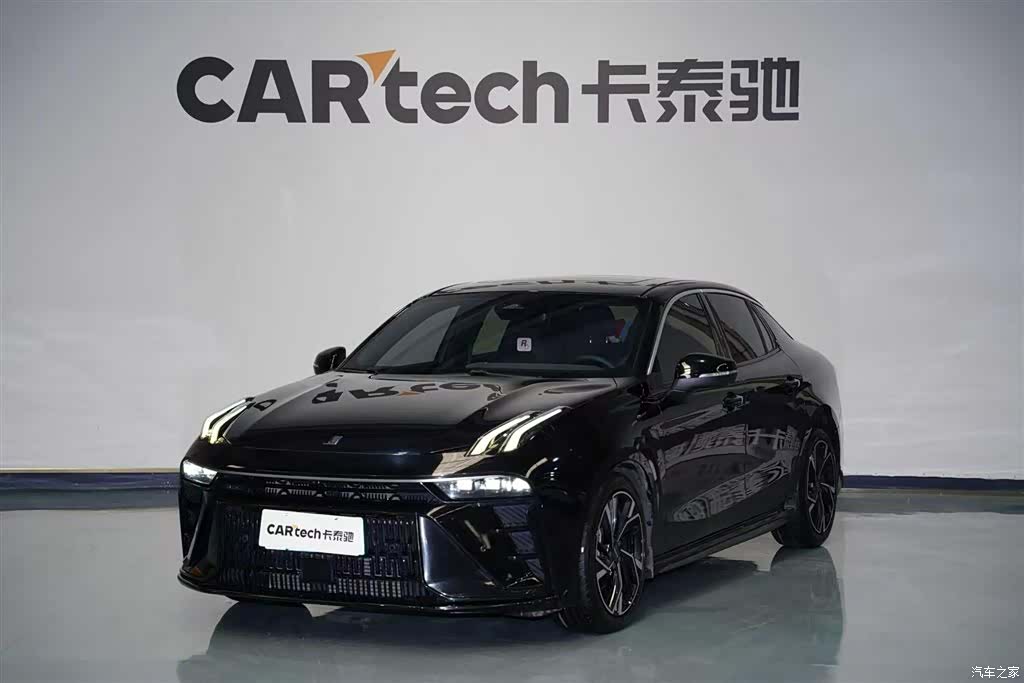 Lynk & Co 02
