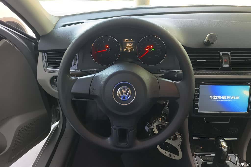 Volkswagen Bora, 2014 15