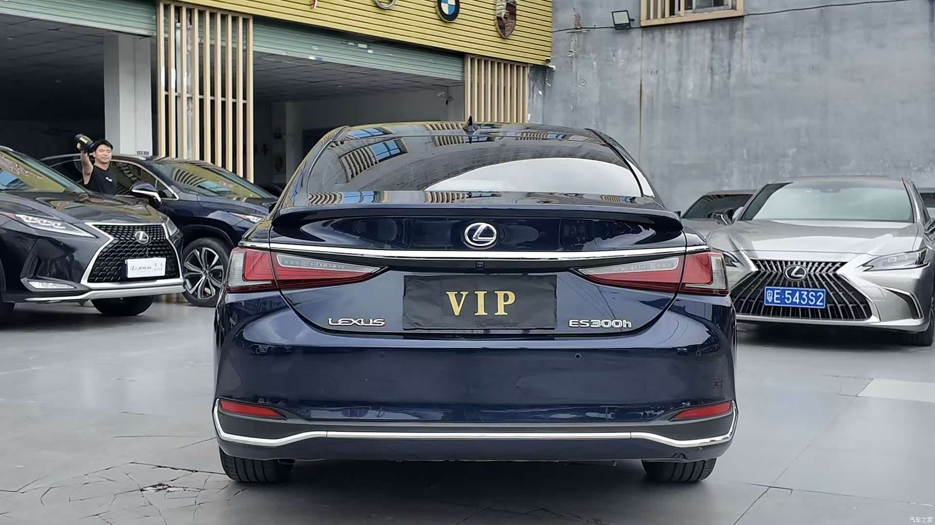 Lexus ES, 2021 10