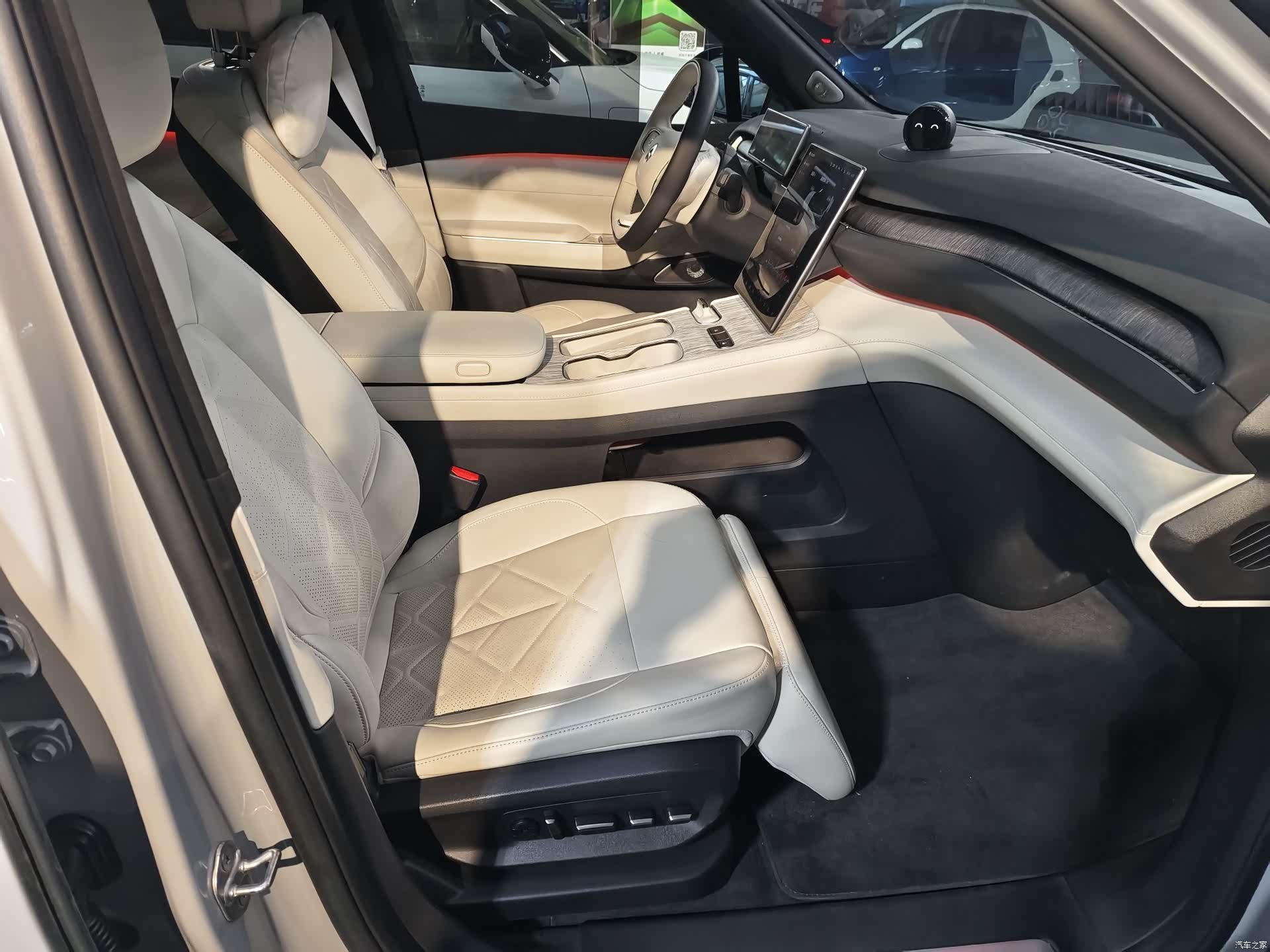 NIO ES7, 2022 14