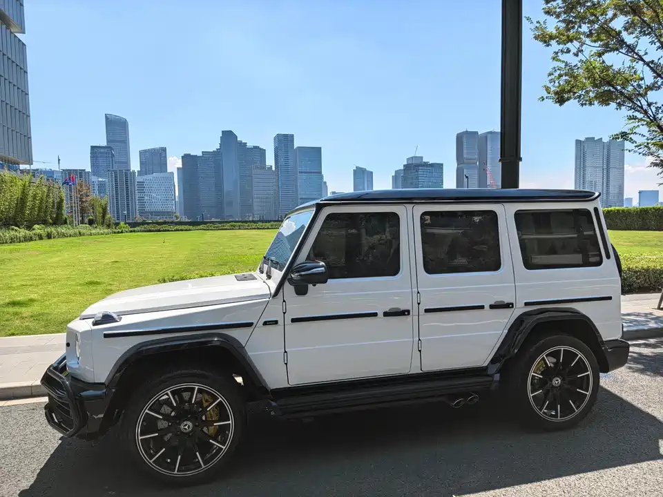 Mercedes-Benz G-class