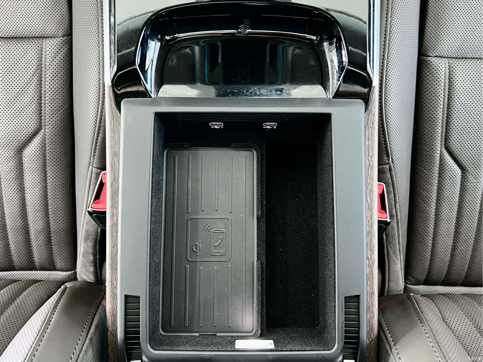 Audi A8L, 2021 20
