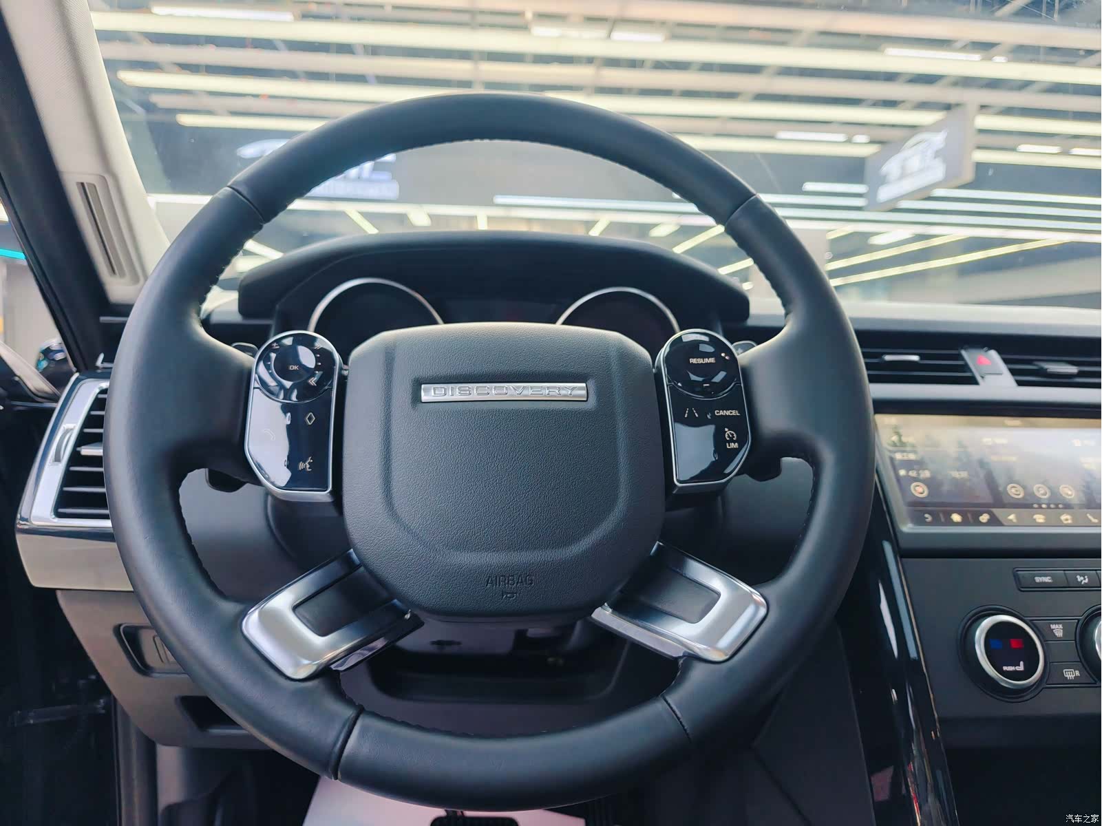 Land Rover Discovery, 2019 13