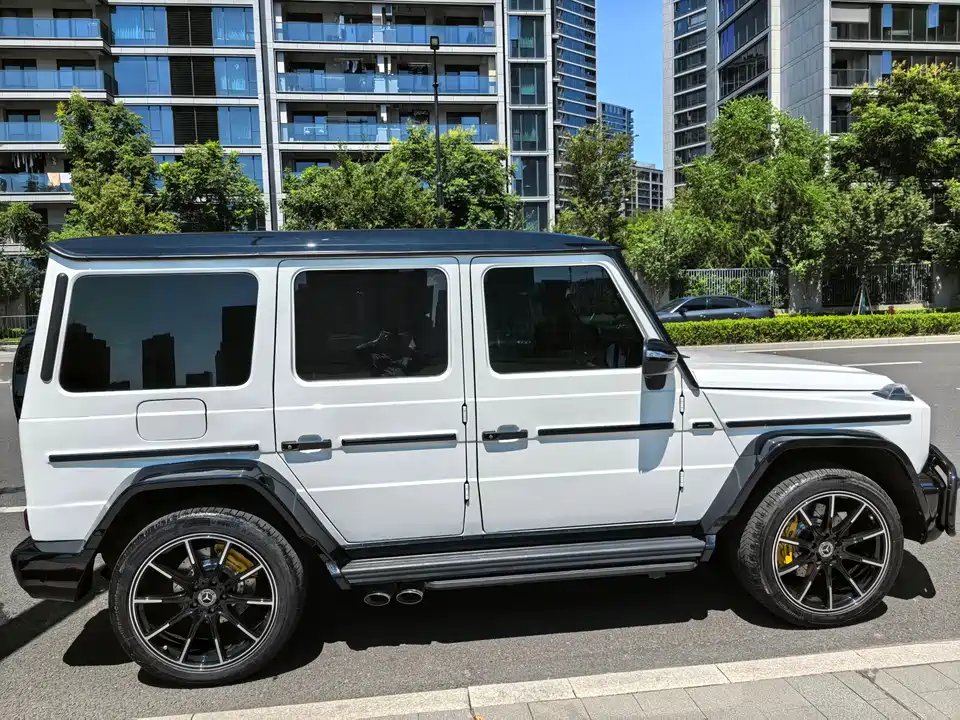 Mercedes-Benz G-class