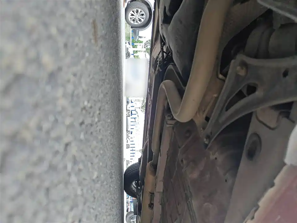 Toyota YARiS L to enjoy