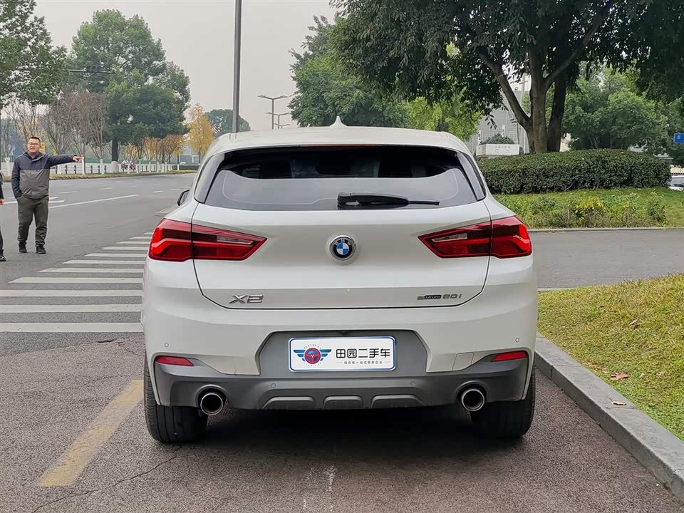 BMW X2