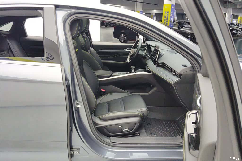 Geely Preface, 2024 8