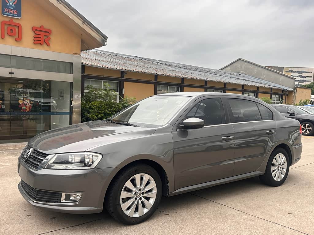 Volkswagen Lavida 2013 1.6L MT Comfort