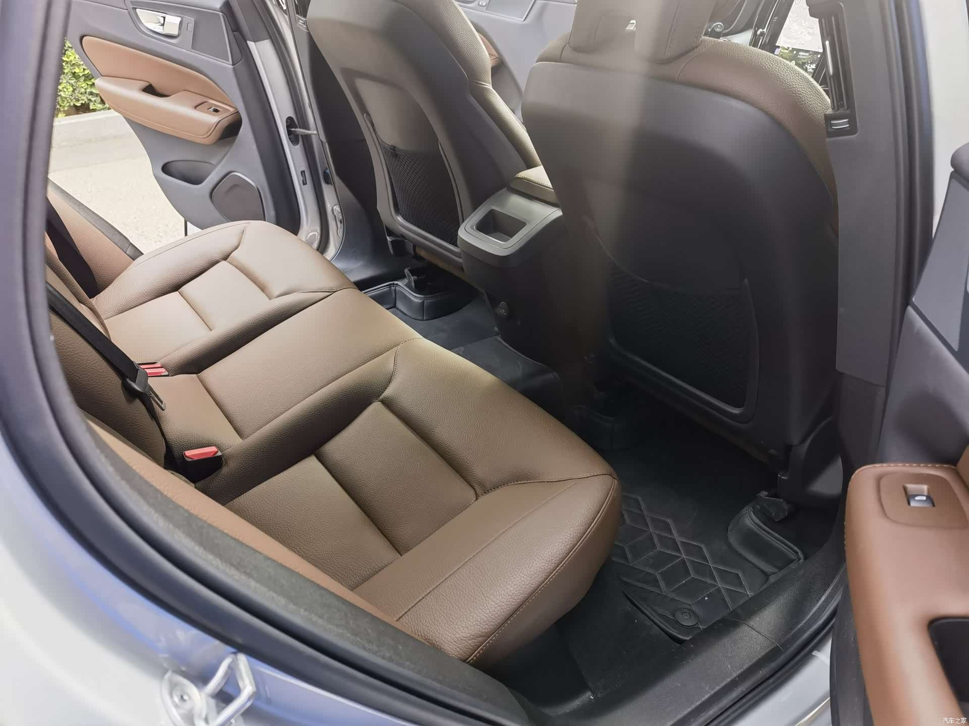 Volvo XC60, 2024 10