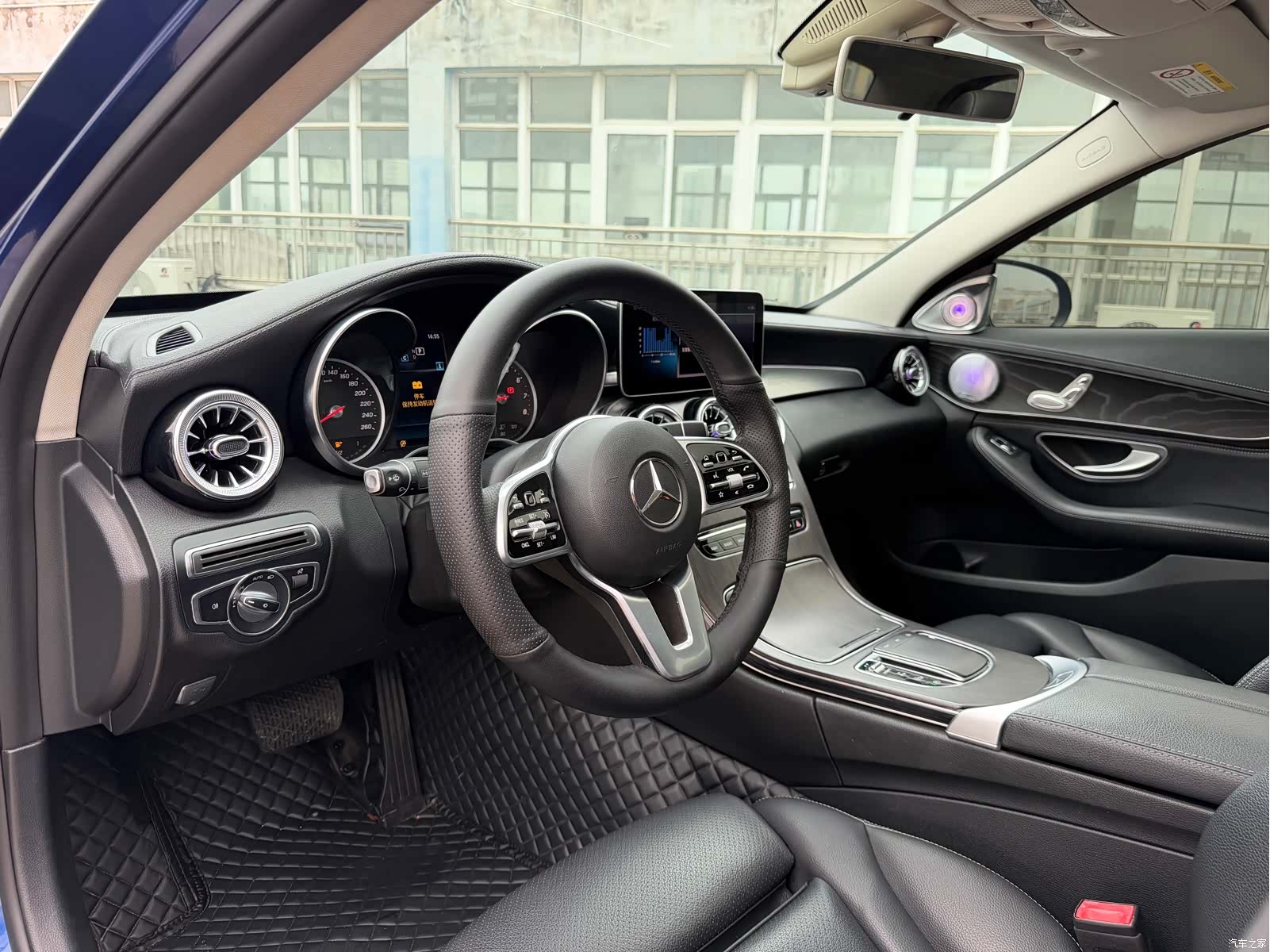 Mercedes-Benz C-Class, 2019 14