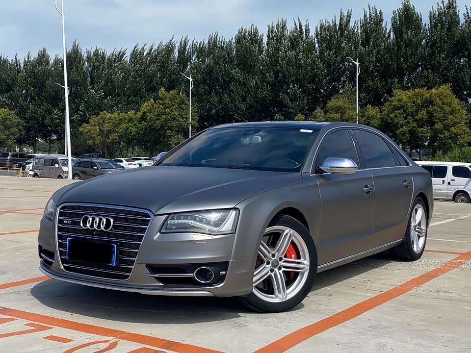 Audi A8