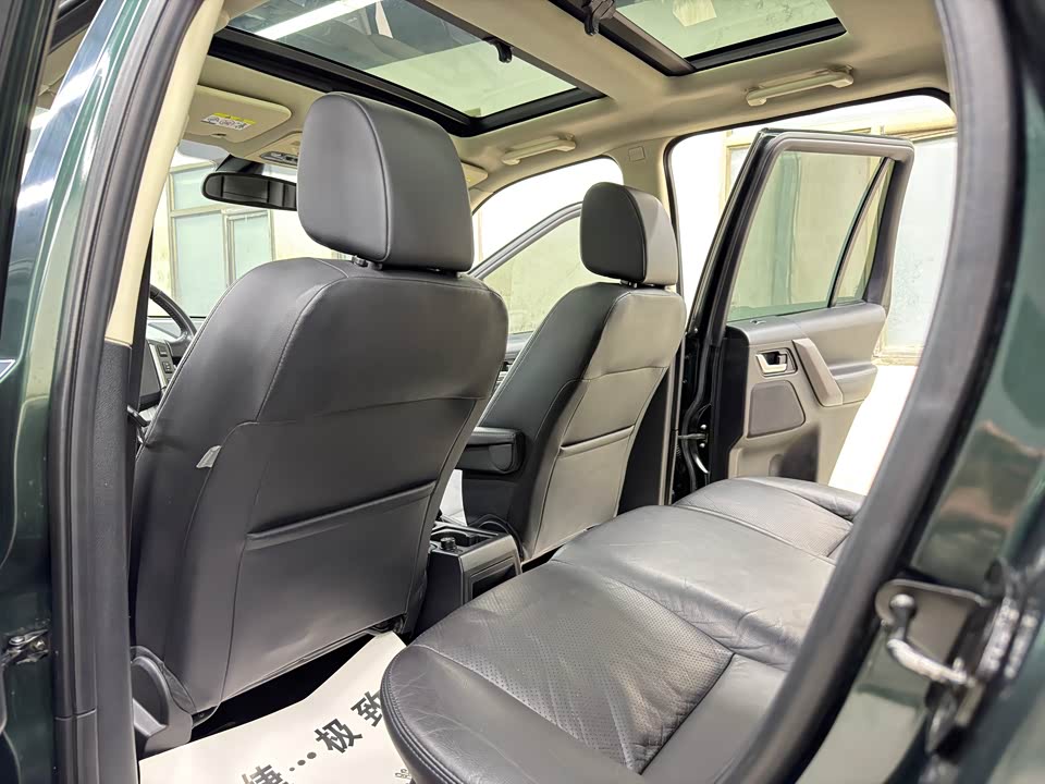 Land Rover Freelander 2