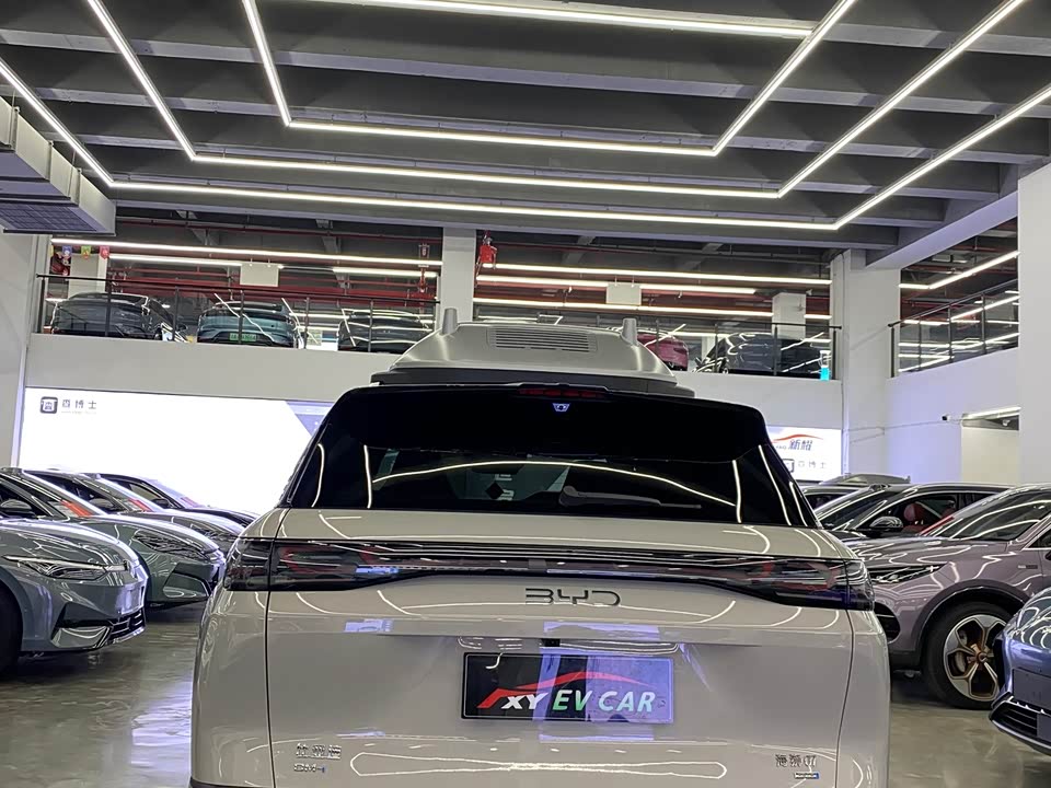 BYD Sea Lion 07 DM-i