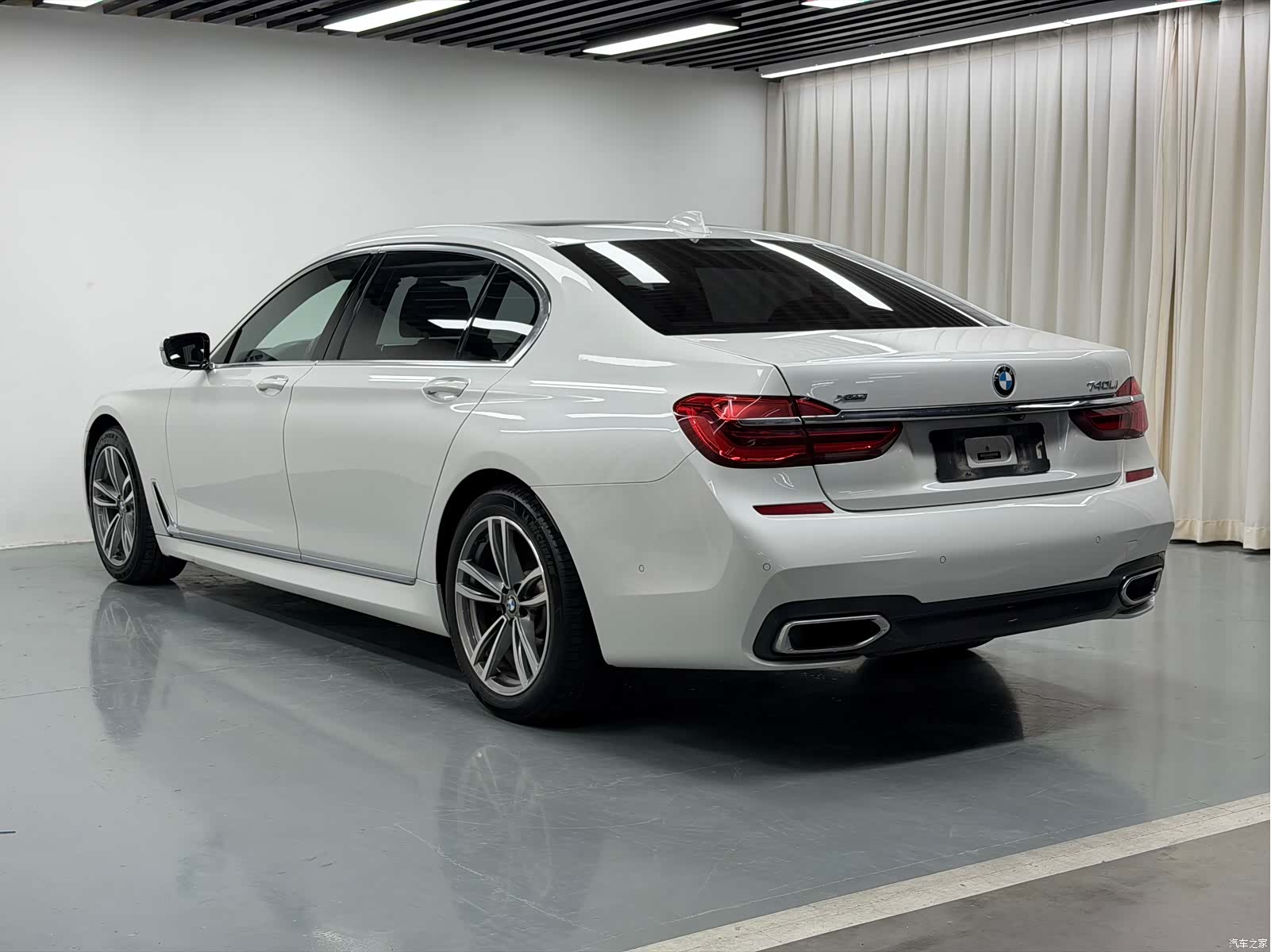 BMW 7 Series, 2019 24